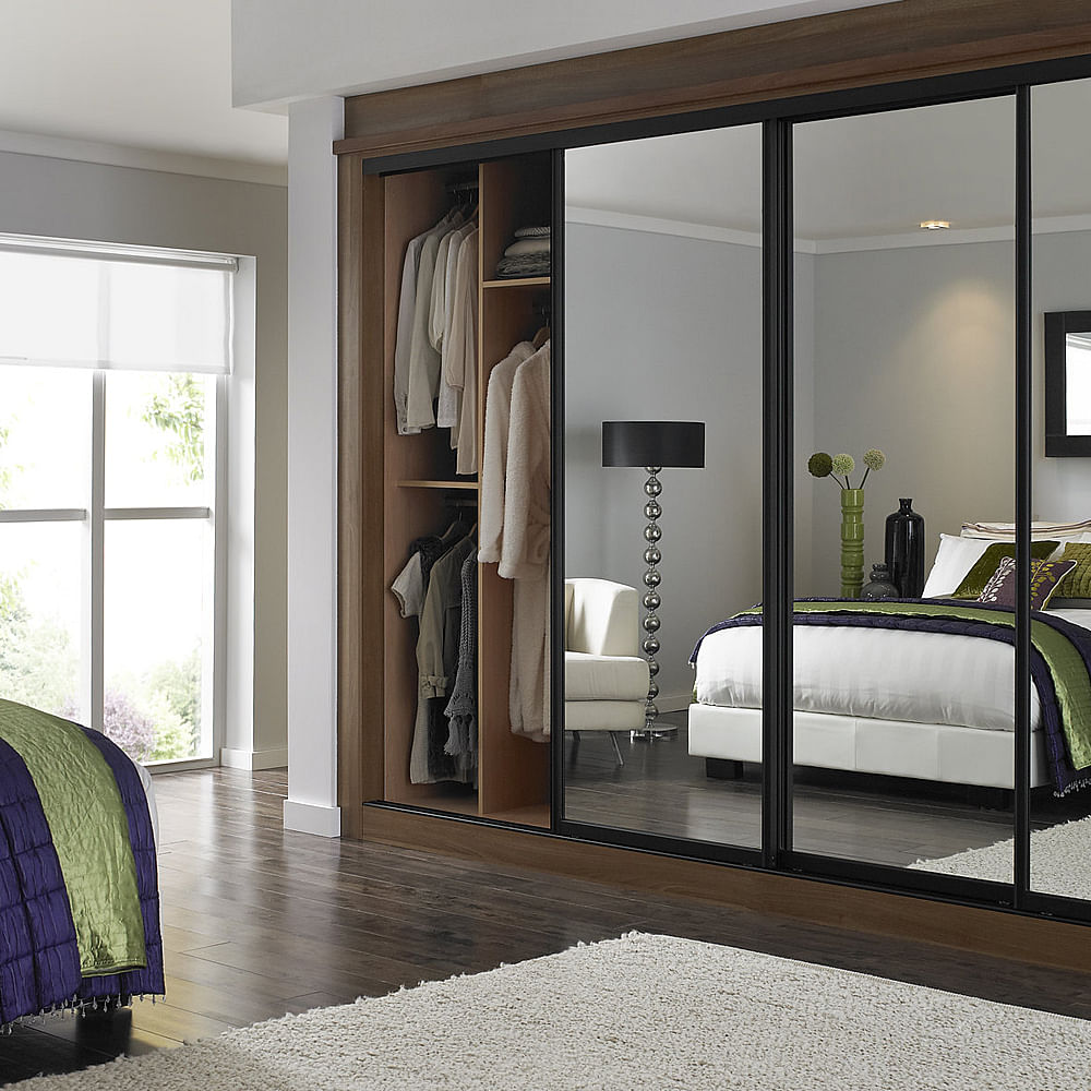 Modern Closet System